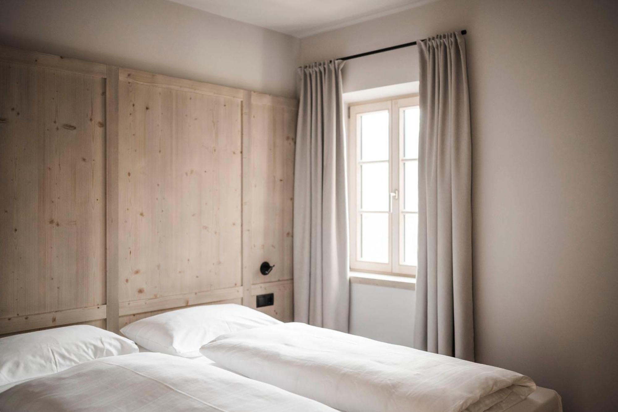 Hofergut Suites & Apartments Riscone Extérieur photo