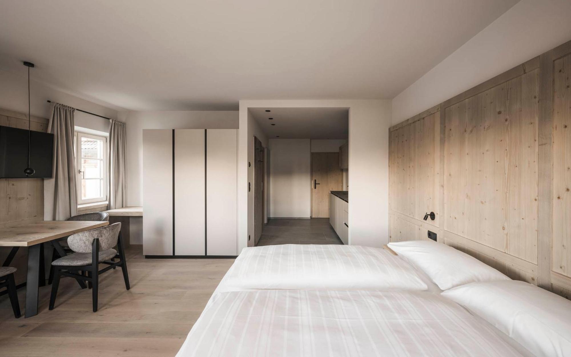 Hofergut Suites & Apartments Riscone Extérieur photo